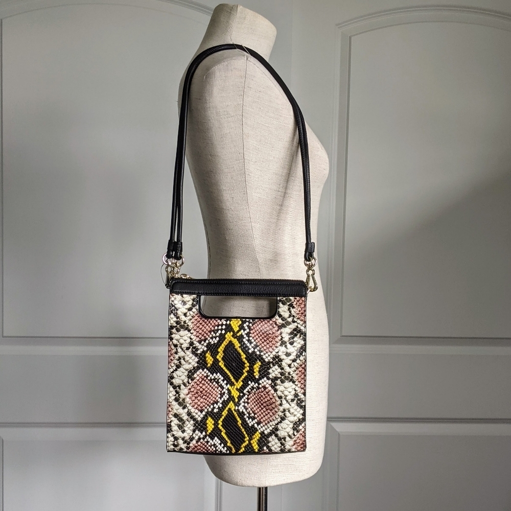 Vince Camuto Leather Convertible Shoulder Clutch Backpack Snake Print Black NWT